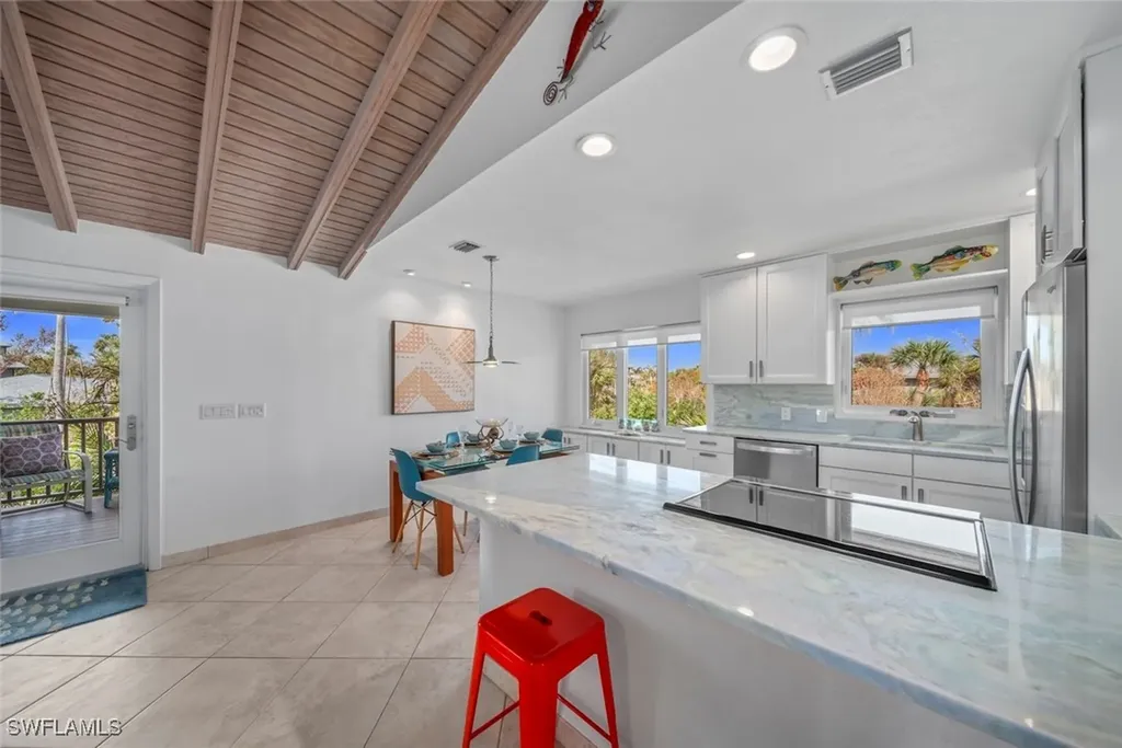 4372 Gulf Pines Drive Sanibel FL 33957