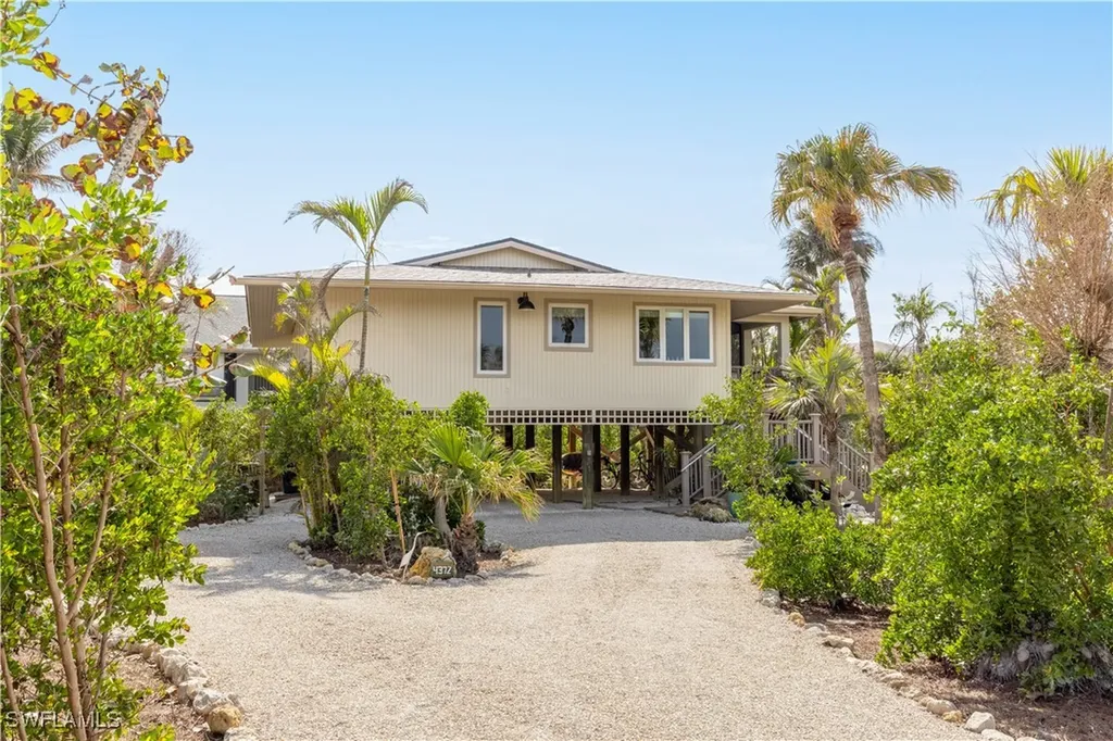 4372 Gulf Pines Drive Sanibel FL 33957