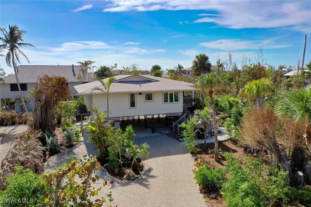 4372 Gulf Pines Drive Sanibel FL 33957