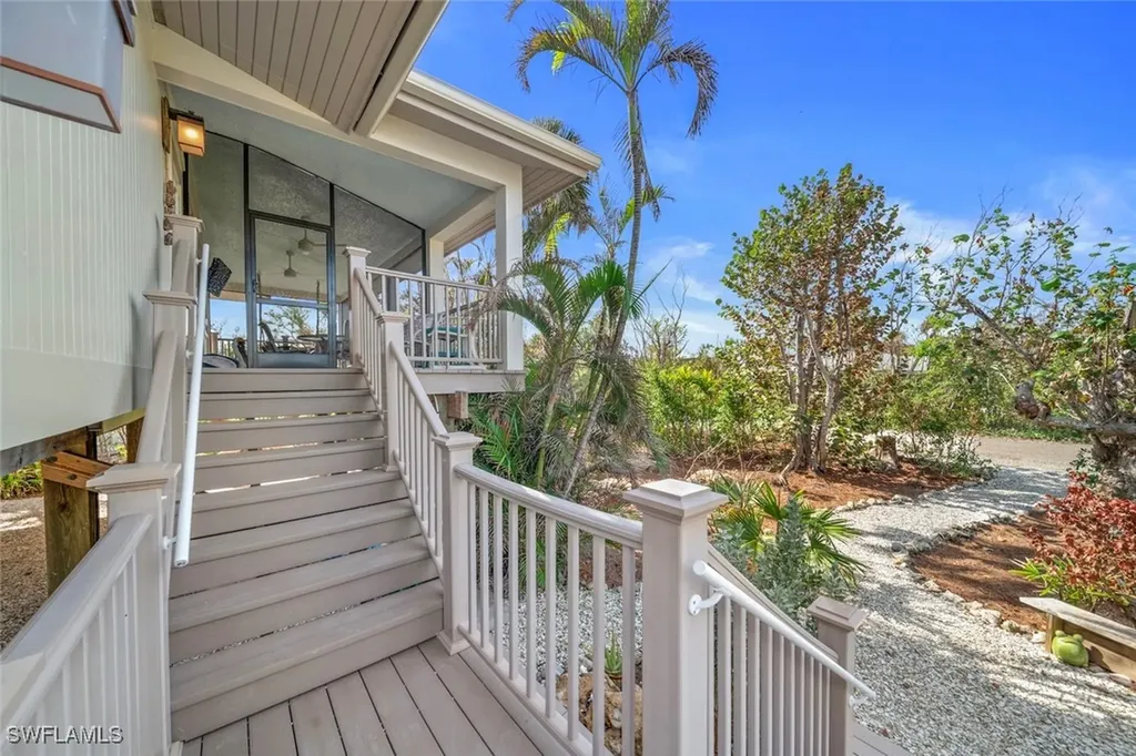 4372 Gulf Pines Drive Sanibel FL 33957