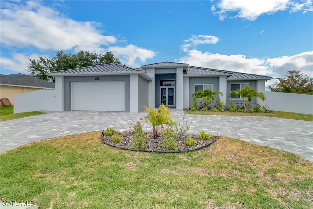1123 NE 10th Street Cape Coral FL 33909