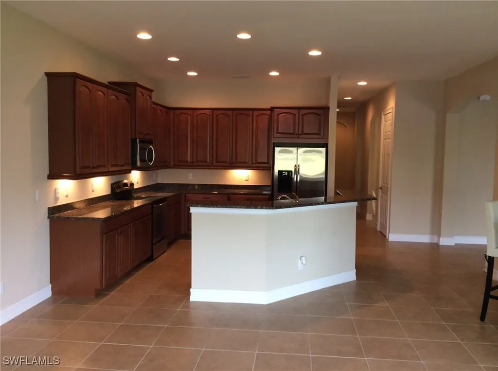 291 Saddlebrook Lane Naples FL 34110