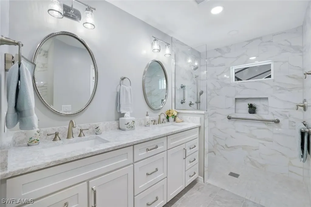 6653 Huntley Lane N Naples FL 34104