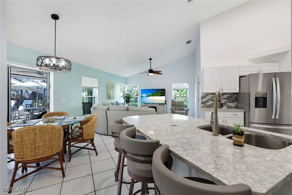 6653 Huntley Lane N Naples FL 34104