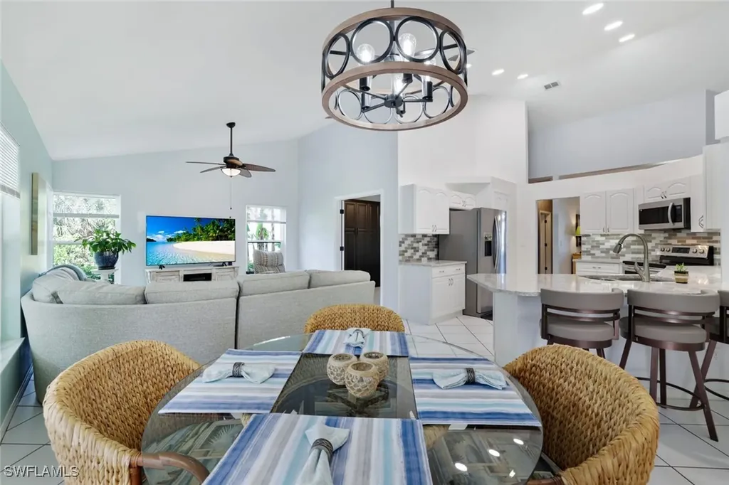 6653 Huntley Lane N Naples FL 34104