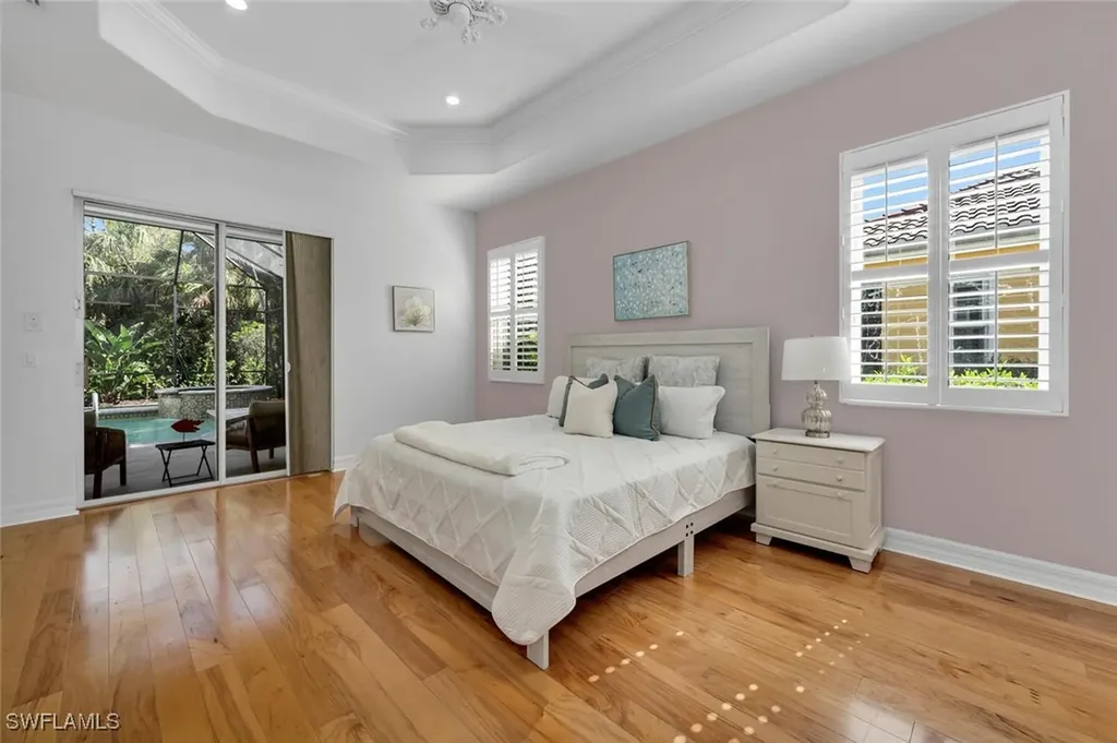 400 Cypress Way W Naples FL 34110