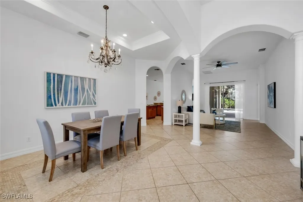 400 Cypress Way W Naples FL 34110