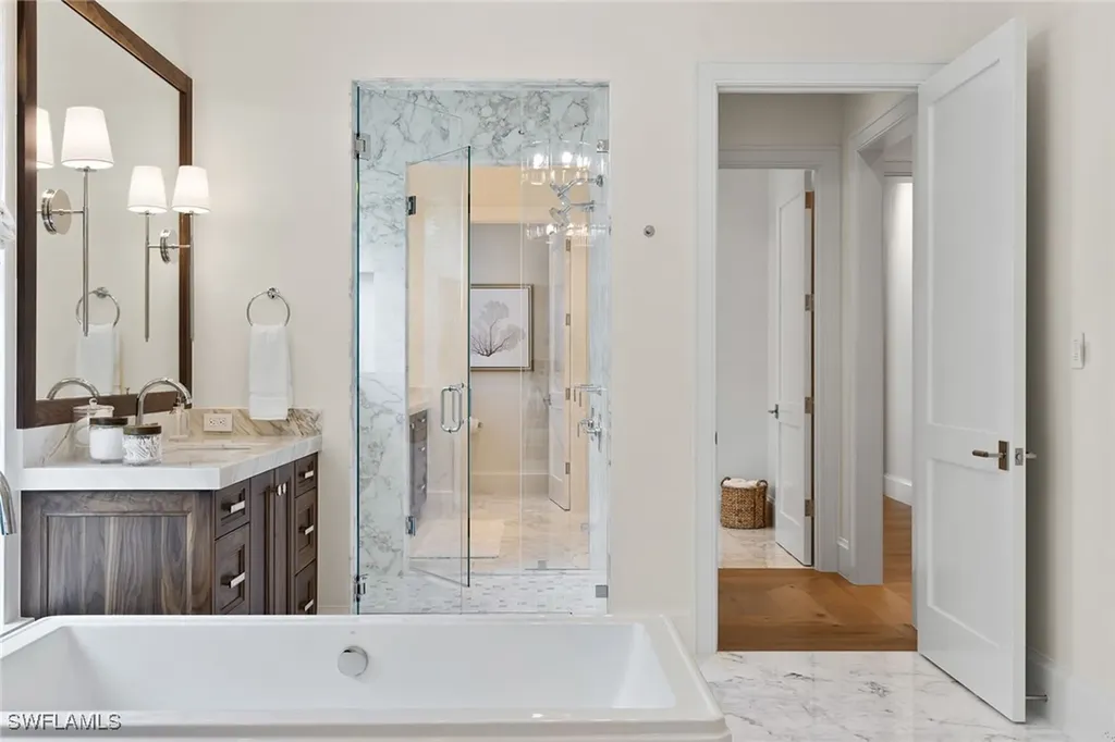 12 Sabre Lane Naples FL 34102