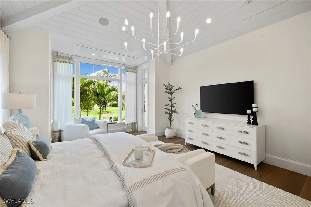 12 Sabre Lane Naples FL 34102