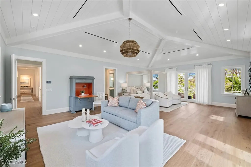 12 Sabre Lane Naples FL 34102