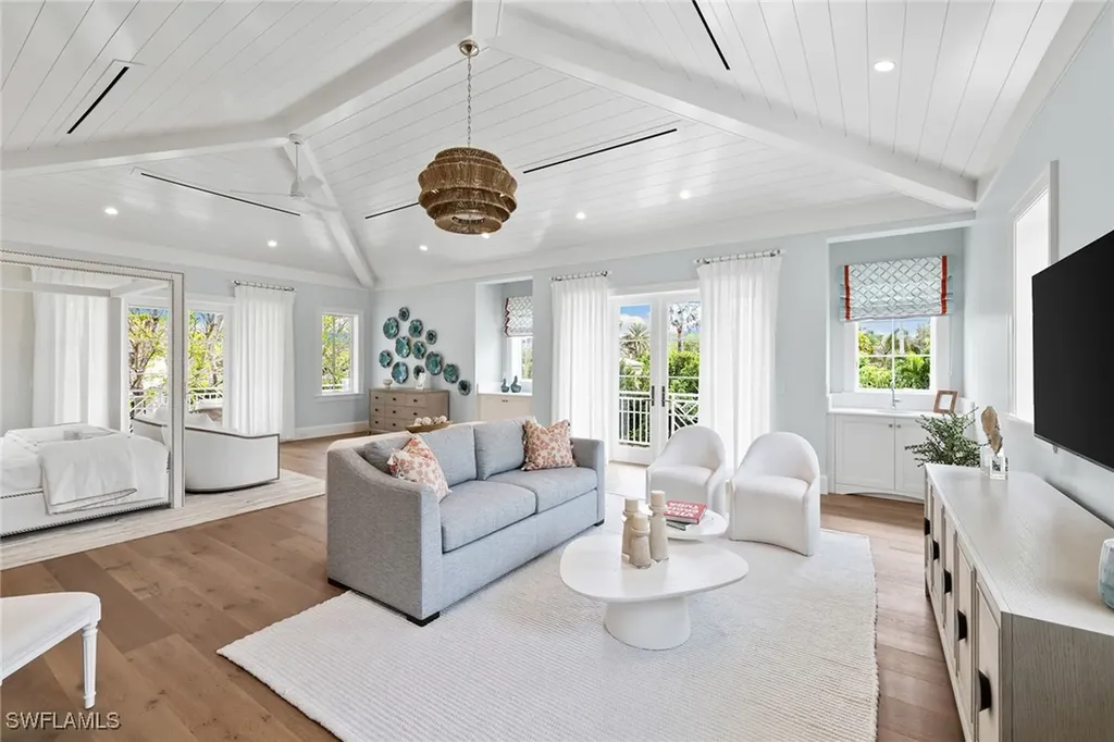 12 Sabre Lane Naples FL 34102