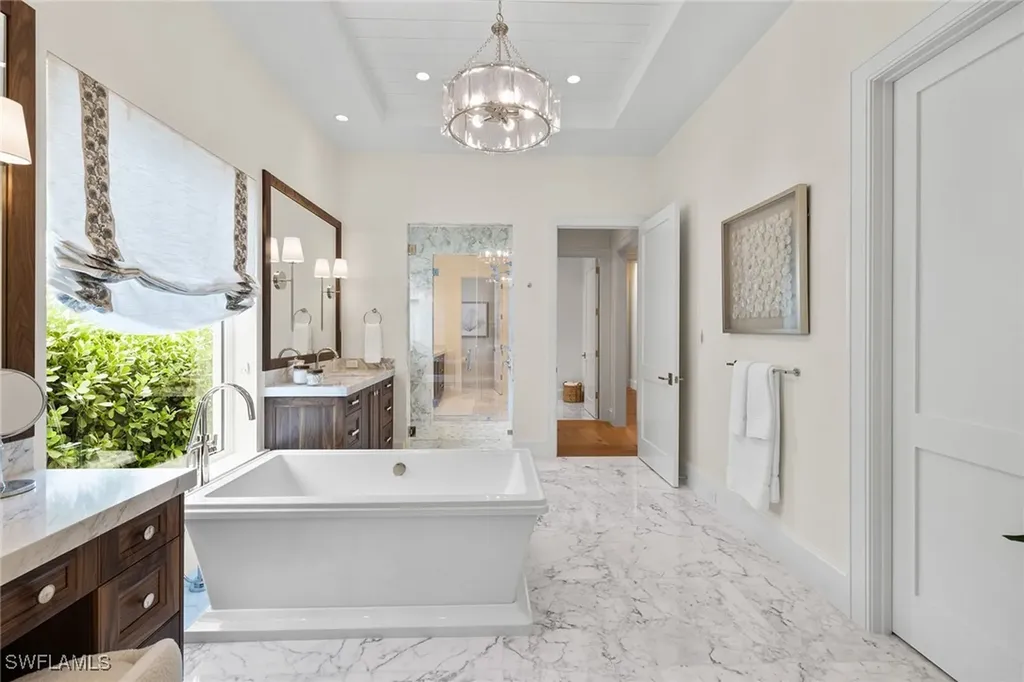 12 Sabre Lane Naples FL 34102