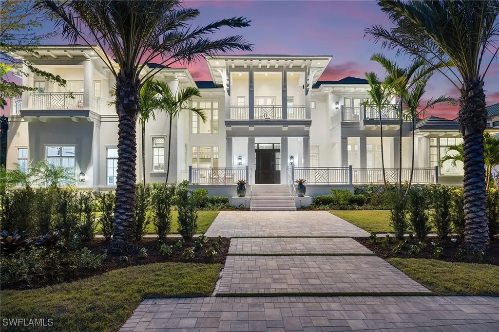 12 Sabre Lane Naples FL 34102