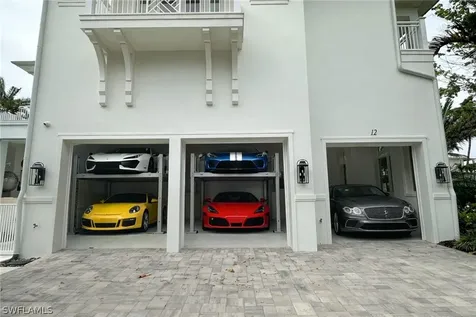 12 Sabre Lane Naples FL 34102