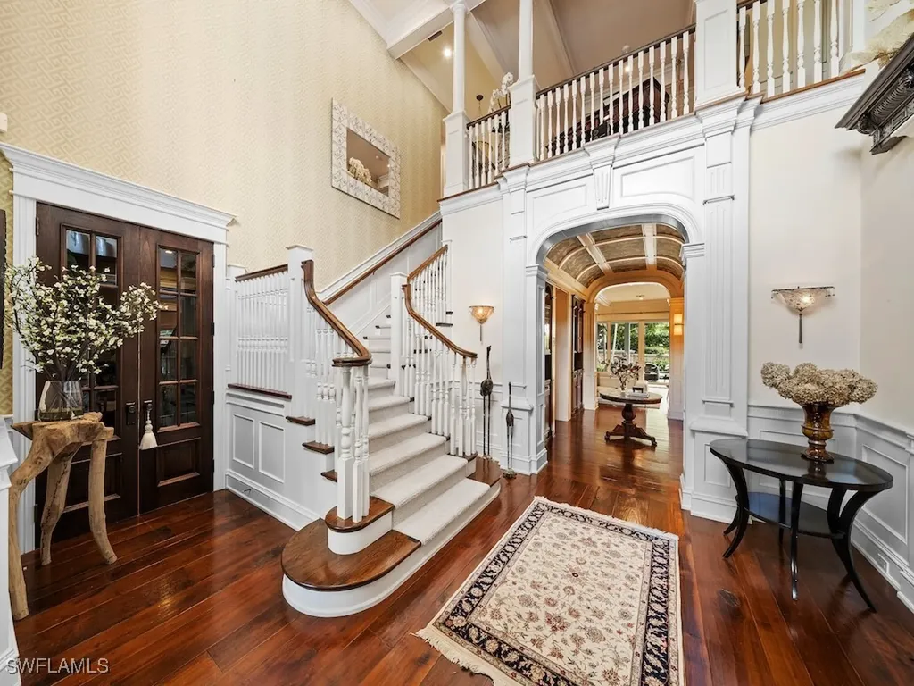 563 3rd Street N Naples FL 34102