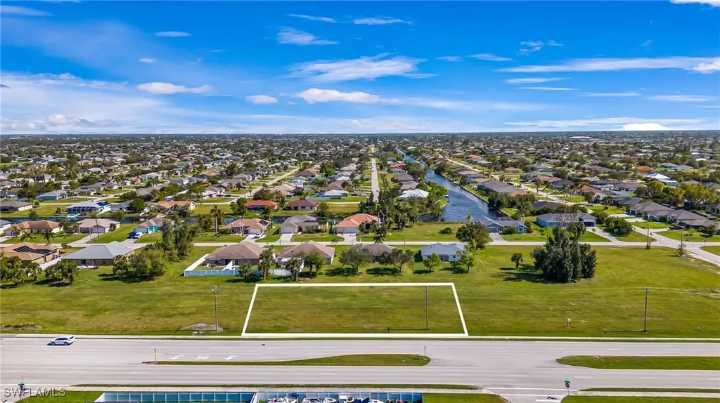 1213 Chiquita Boulevard S Cape Coral FL 33991