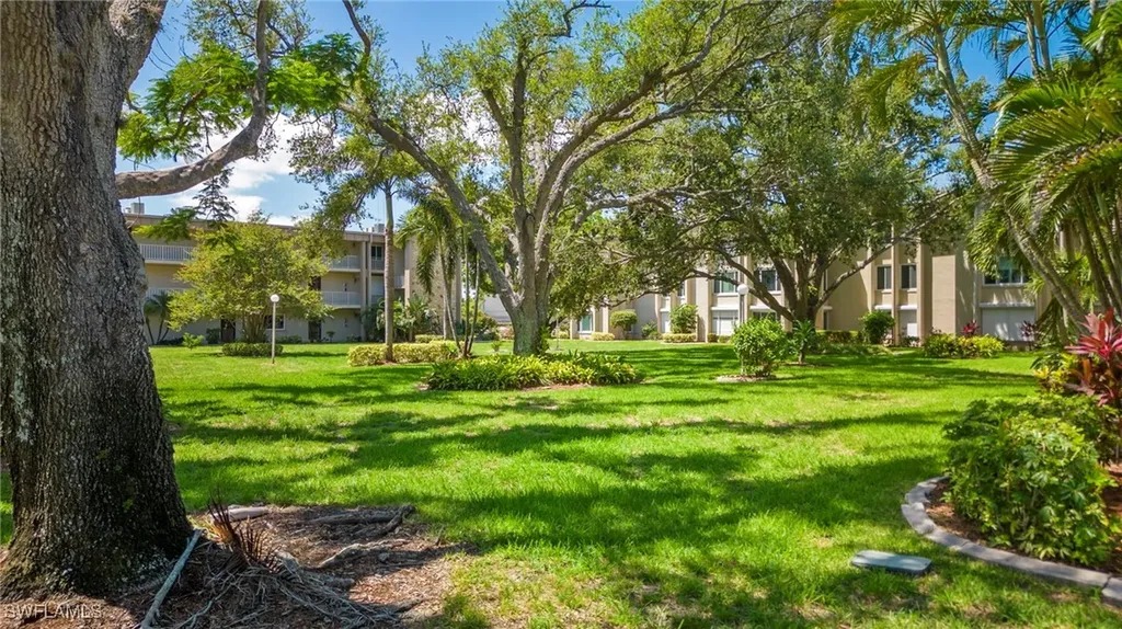 2244 Winkler Avenue Fort Myers FL 33901