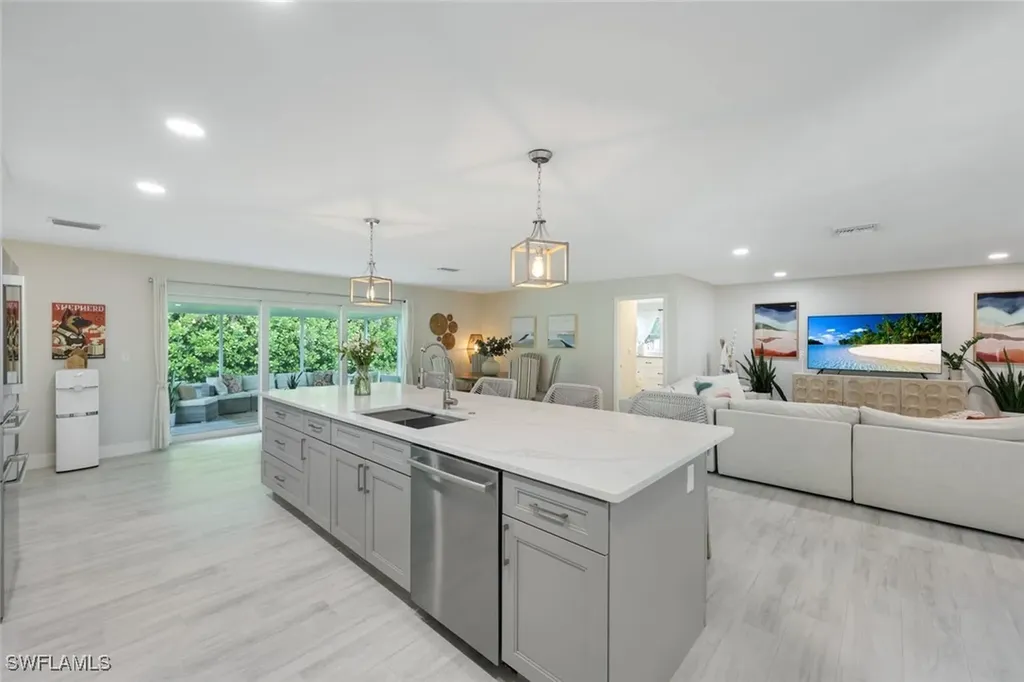 1001 N Town And River Drive Fort Myers FL 33919
