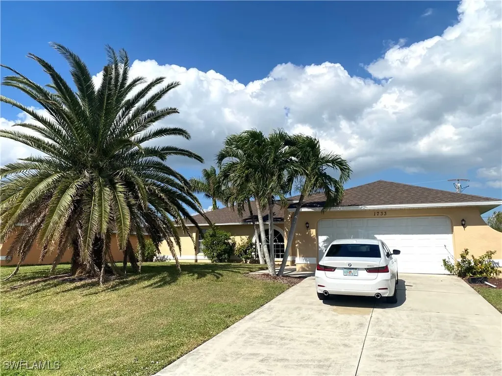 1733 SW 40th Terrace Cape Coral FL 33914