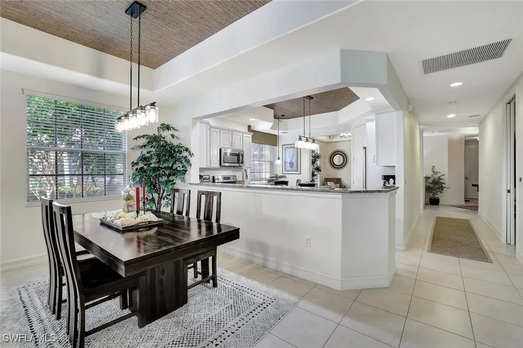 8649 Champions Point Naples FL 34113