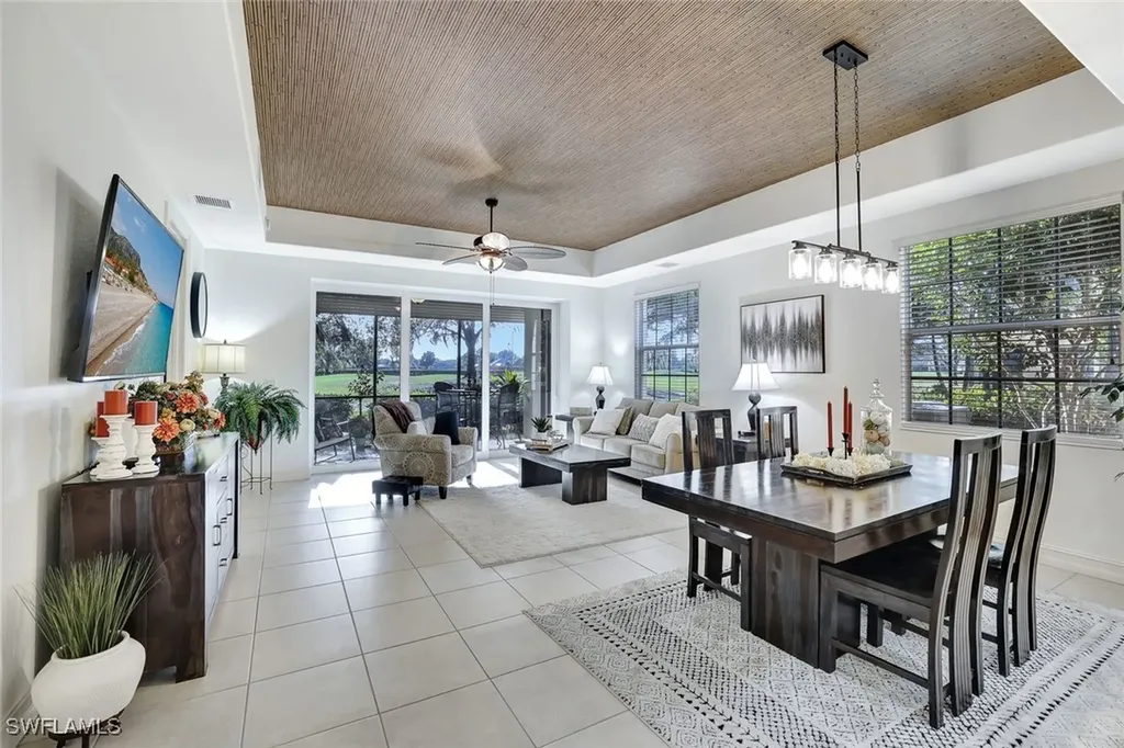 8649 Champions Point Naples FL 34113