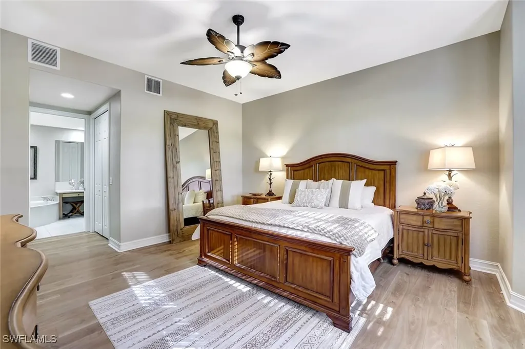 8649 Champions Point Naples FL 34113