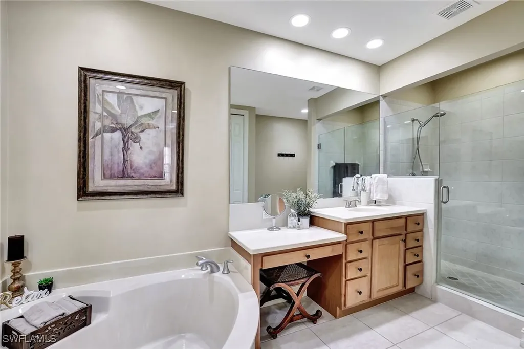 8649 Champions Point Naples FL 34113