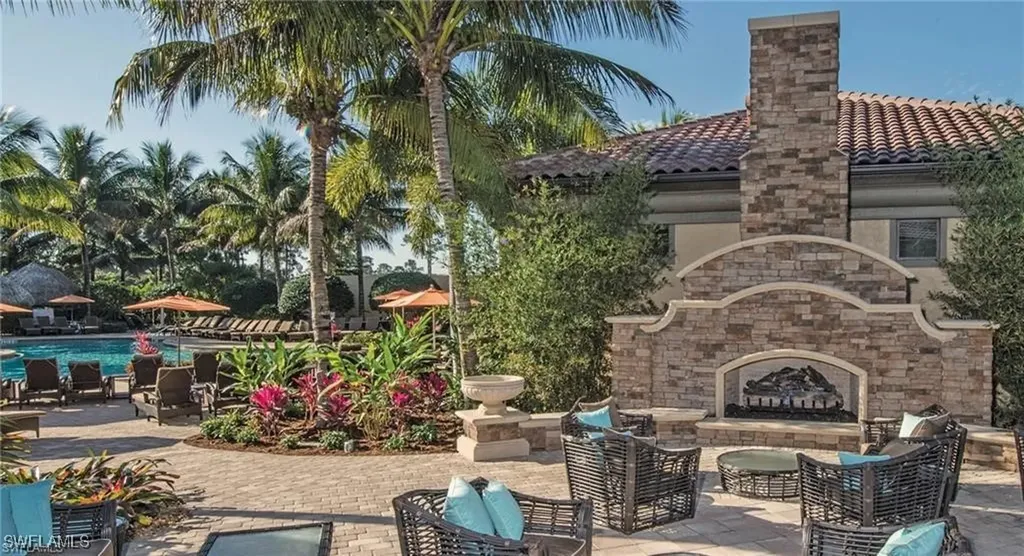 8649 Champions Point Naples FL 34113