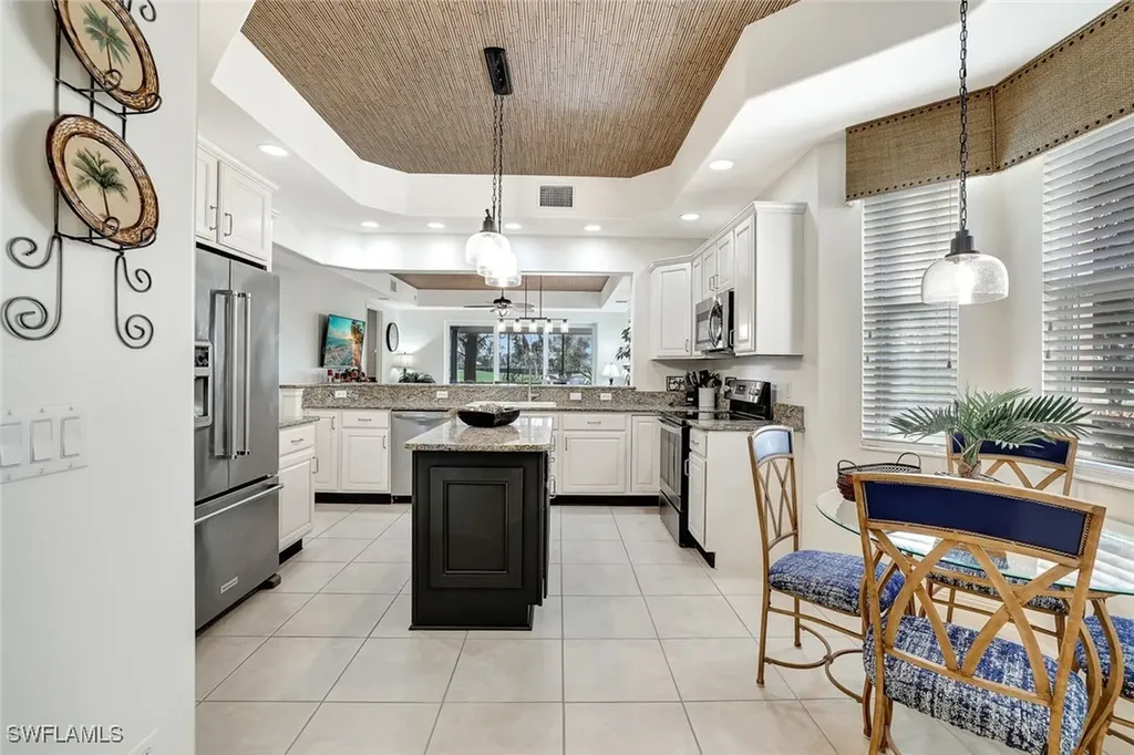 8649 Champions Point Naples FL 34113