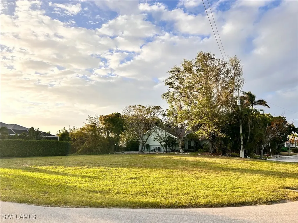 128 Sand Hill Street Marco Island FL 34145