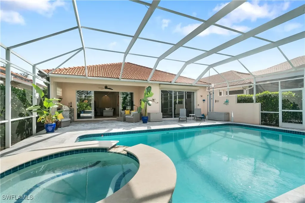 389 Mallory Court Naples FL 34110