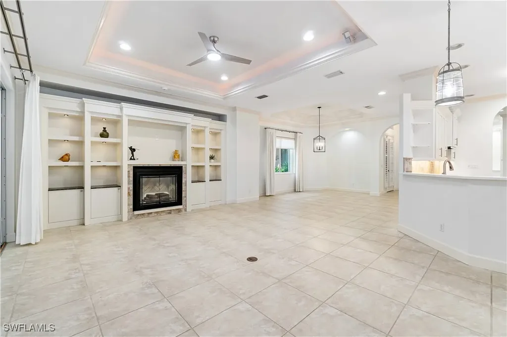 389 Mallory Court Naples FL 34110