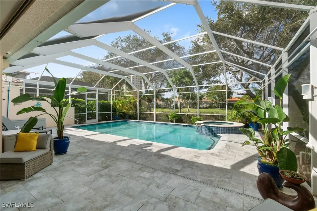389 Mallory Court Naples FL 34110