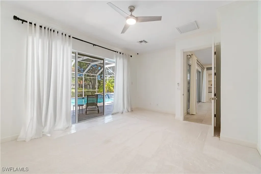 389 Mallory Court Naples FL 34110