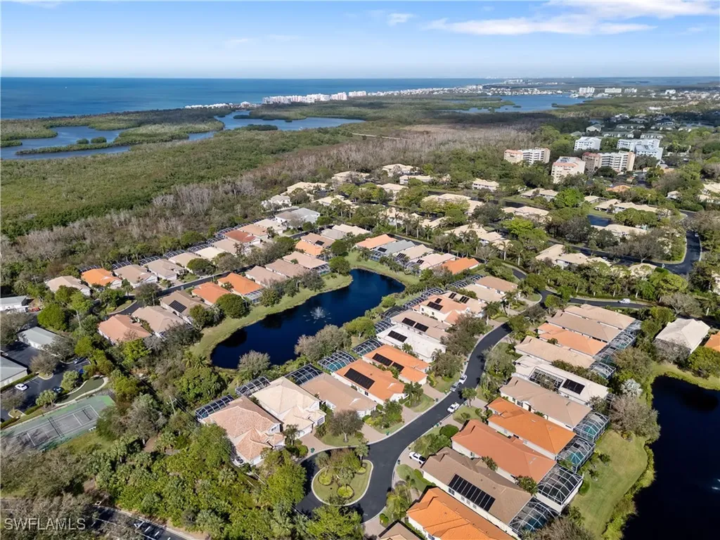 389 Mallory Court Naples FL 34110