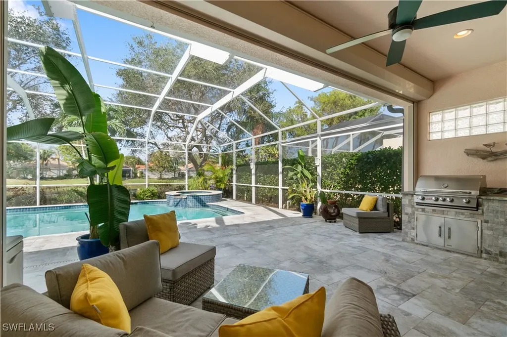 389 Mallory Court Naples FL 34110