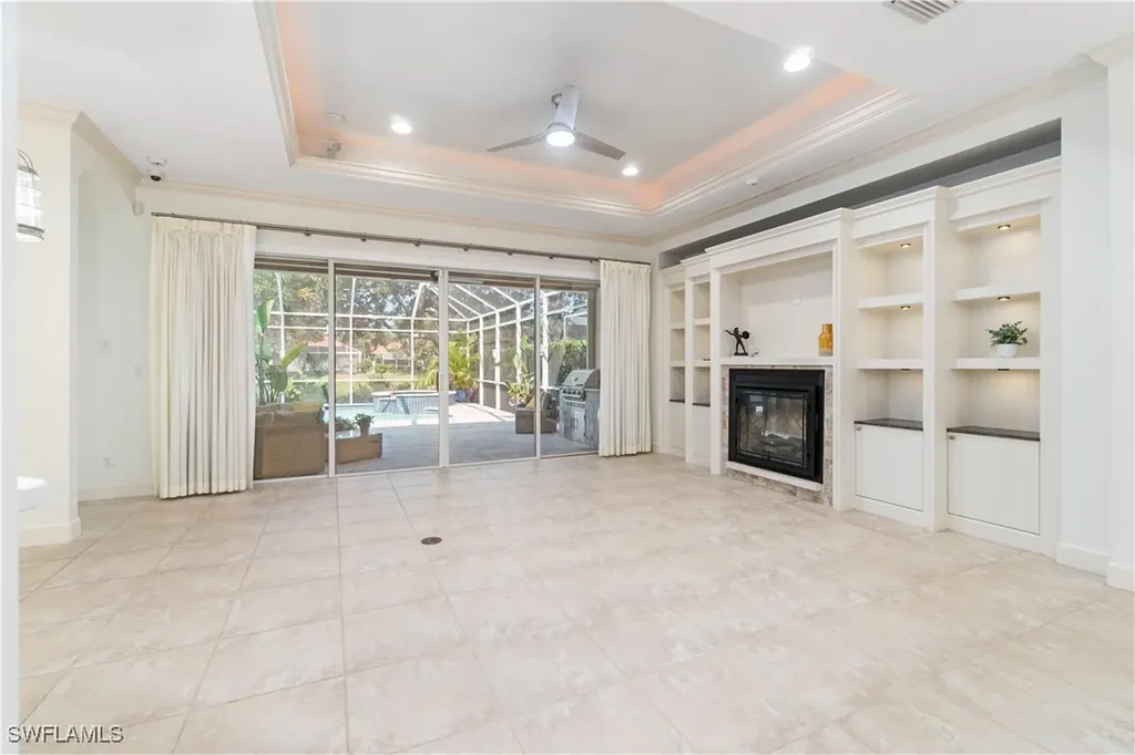 389 Mallory Court Naples FL 34110