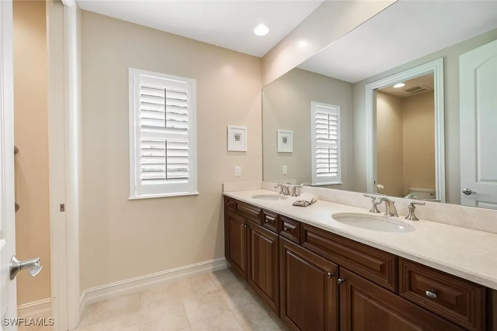10671 Via Milano Drive Miromar Lakes FL 33913