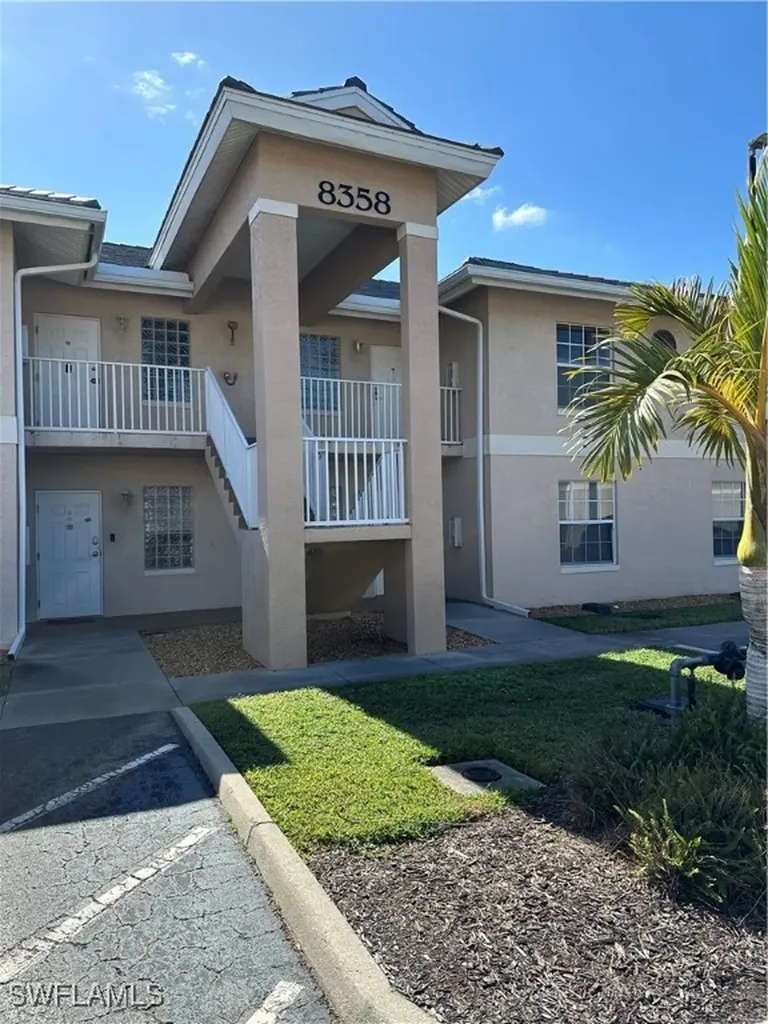 8358 Bernwood Cove Loop Fort Myers FL 33966