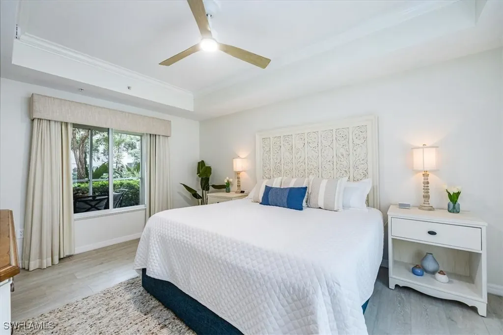 221 9th Street S Naples FL 34102