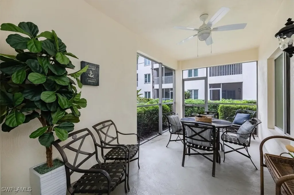 221 9th Street S Naples FL 34102
