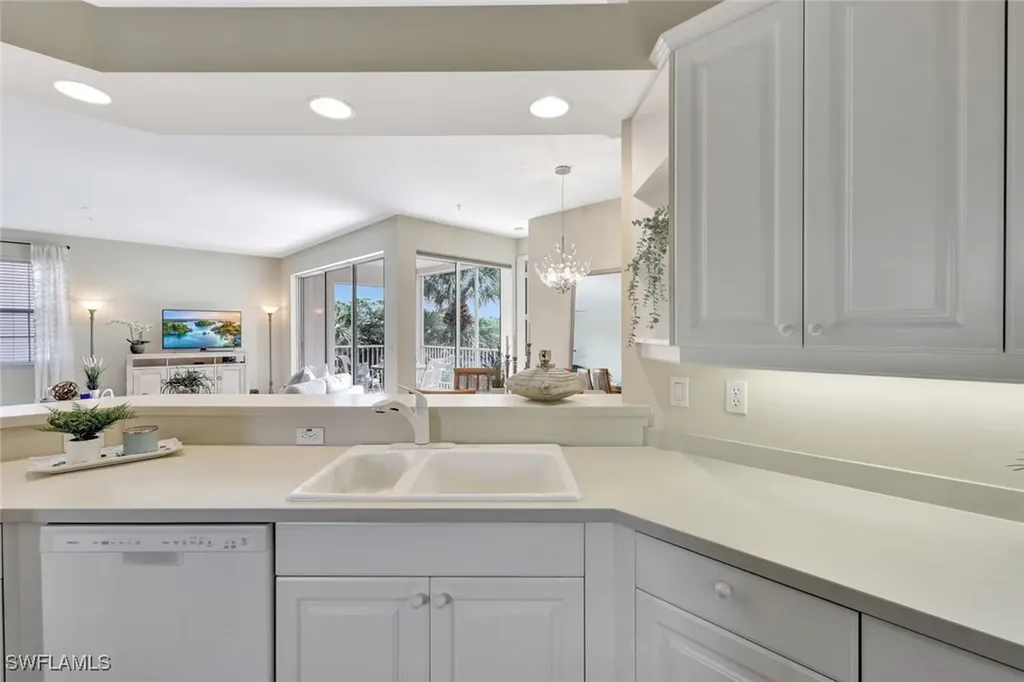 1600 Clermont Drive Naples FL 34109