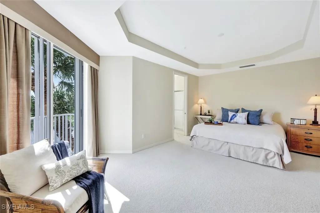 1600 Clermont Drive Naples FL 34109