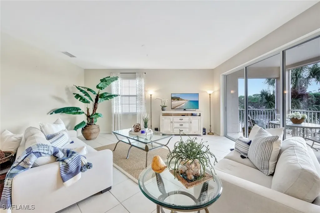 1600 Clermont Drive Naples FL 34109