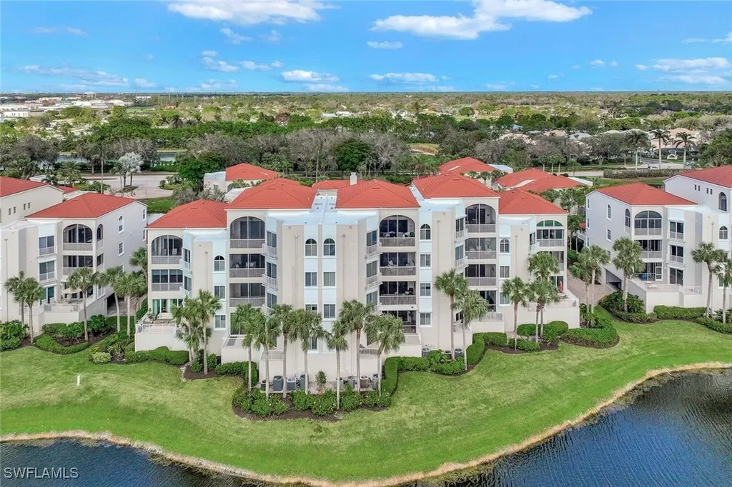 1600 Clermont Drive Naples FL 34109