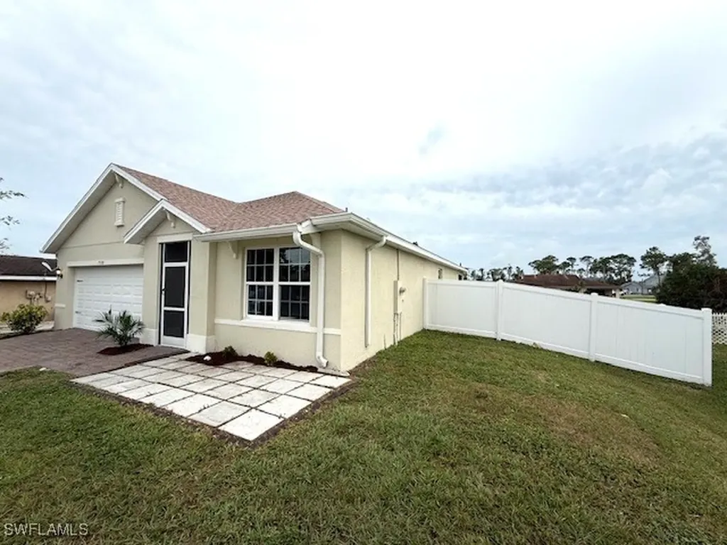 7530 Laurel Valley Road Fort Myers FL 33967