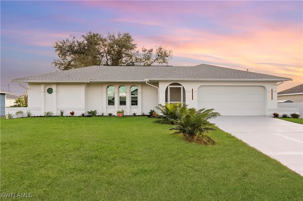 908 NE 11th Street Cape Coral FL 33909