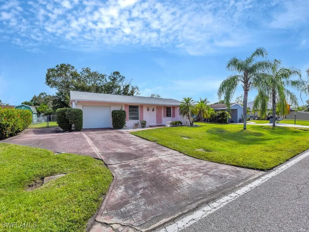 2208 Parkview Drive Fort Myers FL 33905