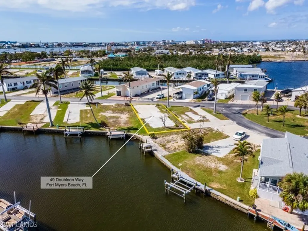 49 Doubloon Way Fort Myers Beach FL 33931