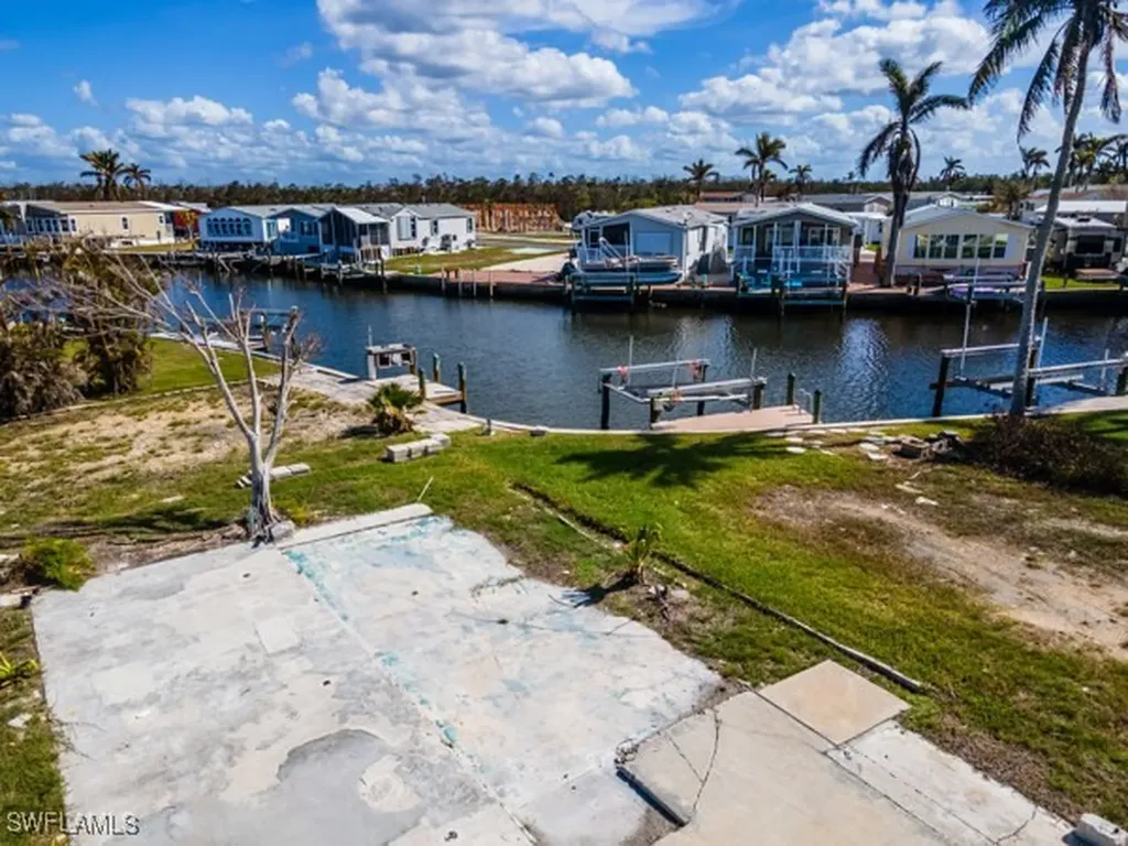 49 Doubloon Way Fort Myers Beach FL 33931